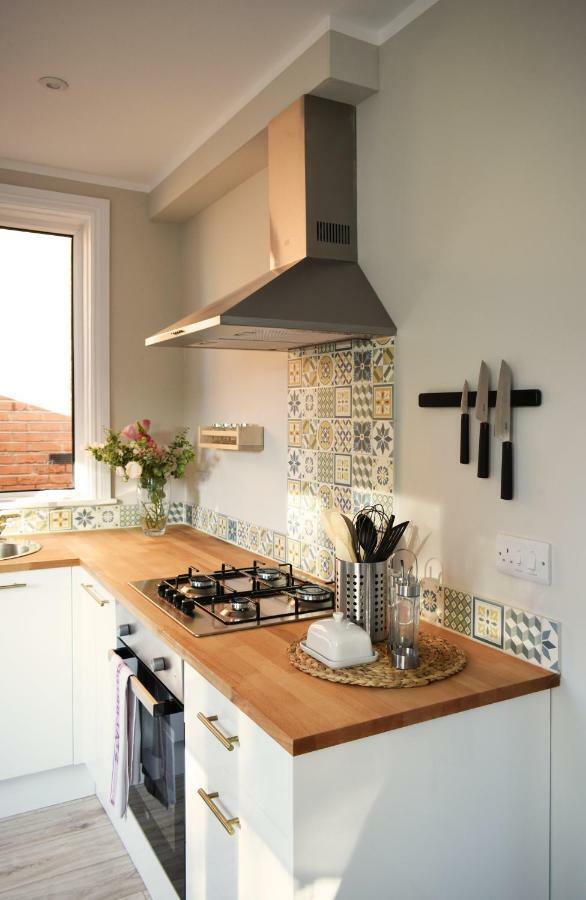 Charming Three Bed Home Near City Centre And Hospital Southampton Buitenkant foto
