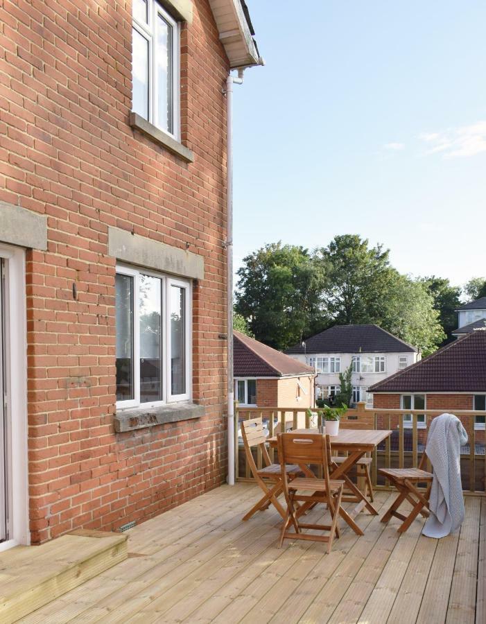 Charming Three Bed Home Near City Centre And Hospital Southampton Buitenkant foto